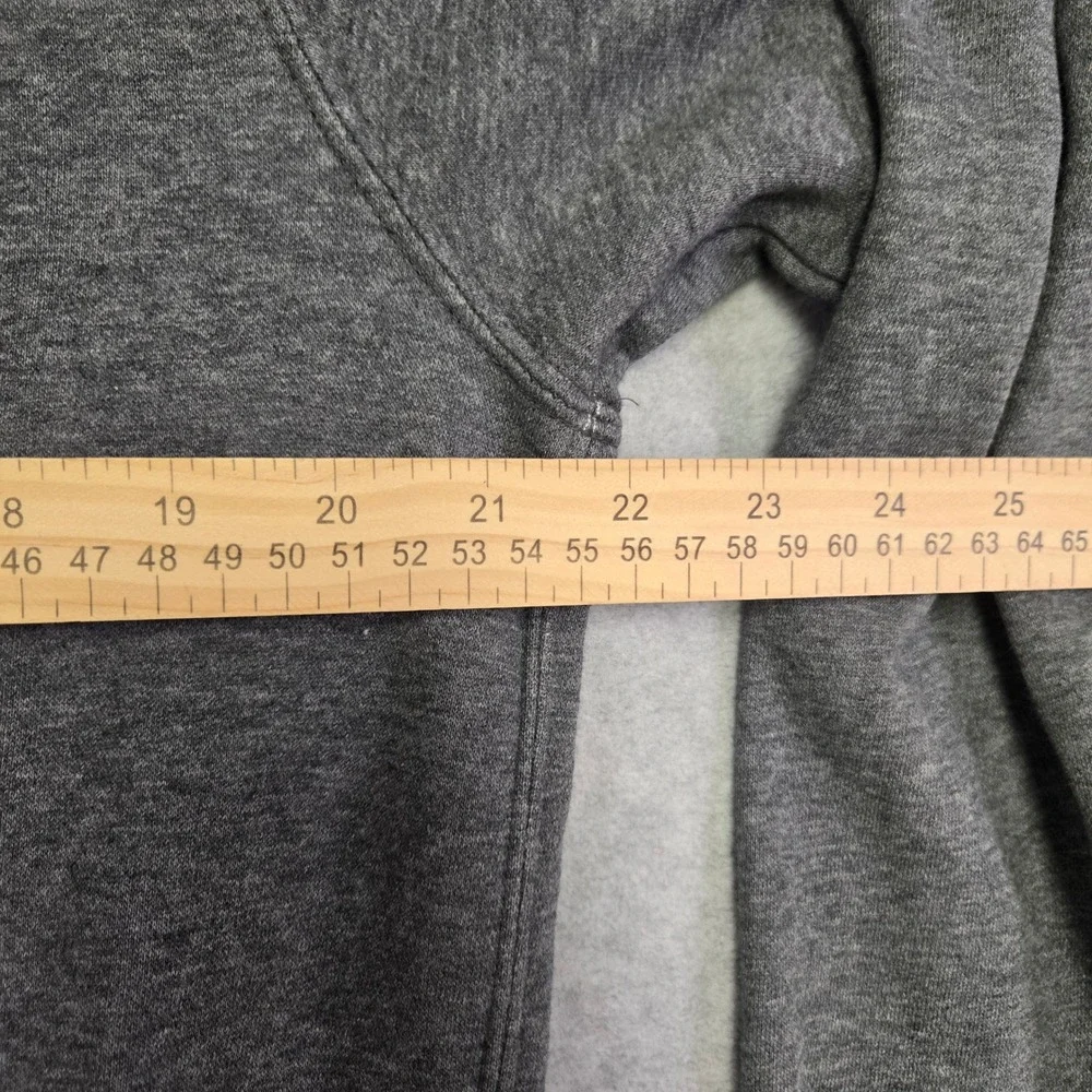 Nike Club Fleece Crewneck Sweatshirt Mens M Gray Swoosh Athletic 804340-071